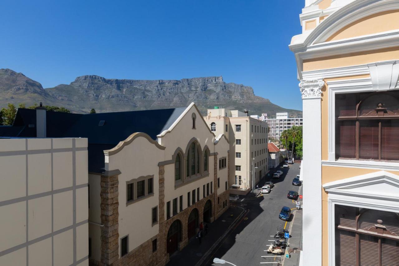 Tuynhuys City Centre Iconic View Of Table Mountain เคปทาวน์ ภายนอก รูปภาพ